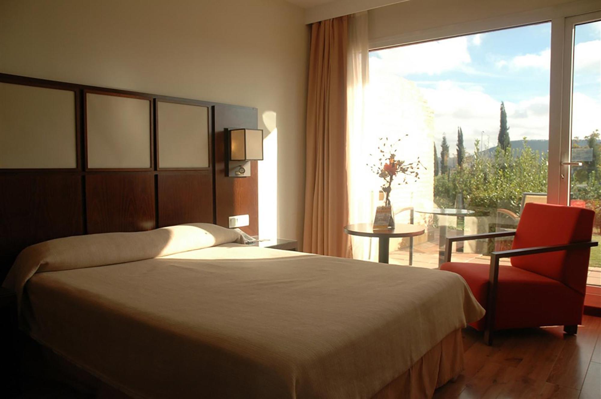 Hotel Isla De La Garena Alcalá de Henares Extérieur photo