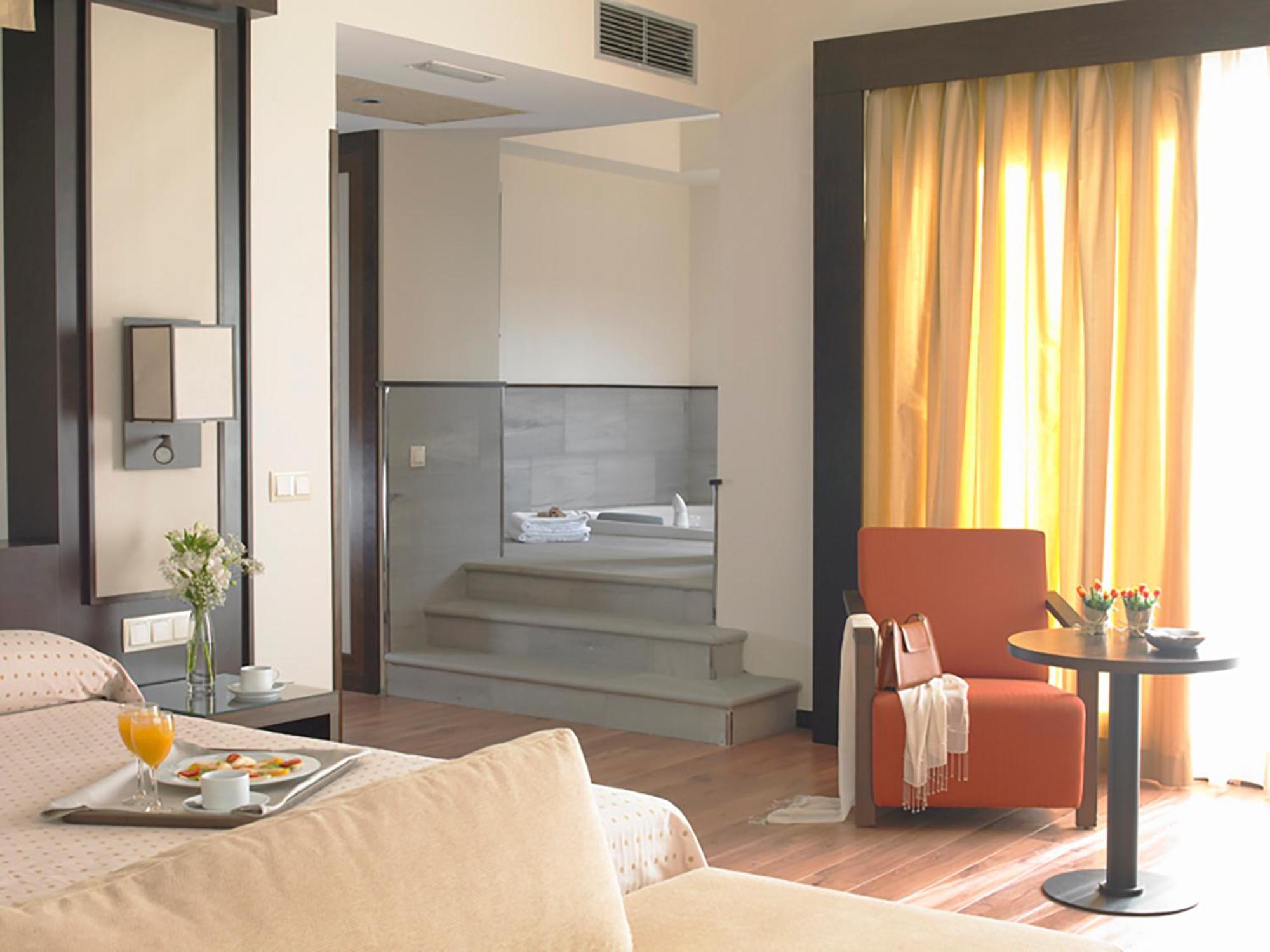 Hotel Isla De La Garena Alcalá de Henares Chambre photo
