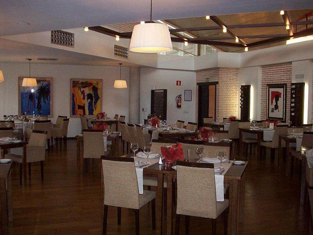 Hotel Isla De La Garena Alcalá de Henares Extérieur photo