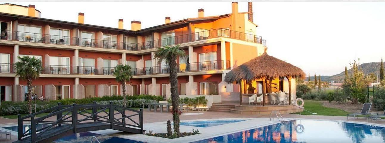 Hotel Isla De La Garena Alcalá de Henares Extérieur photo