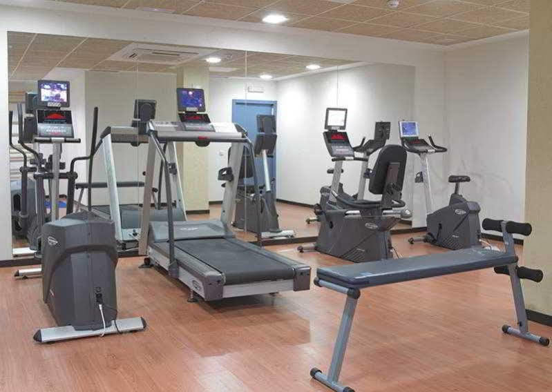 Hotel Isla De La Garena Alcalá de Henares Extérieur photo